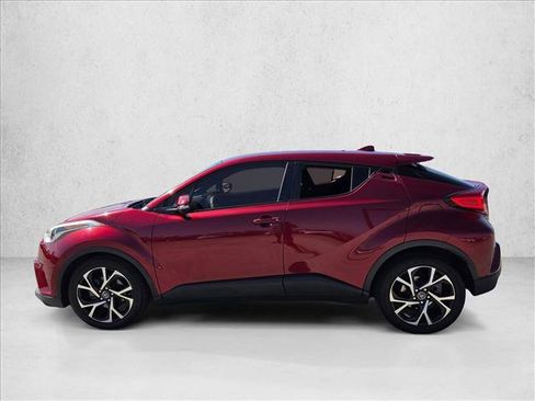 Used 2018 Toyota C-HR XLE FWD image 8