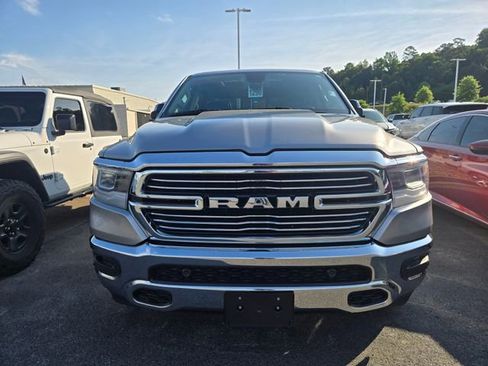 Used 2019 RAM 1500 Laramie AWD/4WD image 2