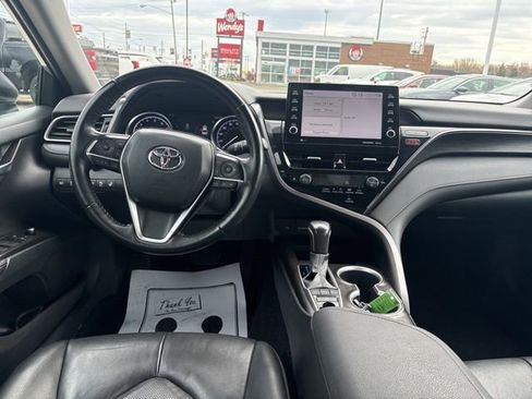 Used 2023 Toyota Camry XLE w/ Cold Weather Package image 8