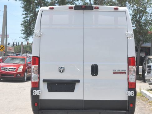 Used 2021 RAM ProMaster 2500 w/ Interior LED Lighting Group FWD image 12