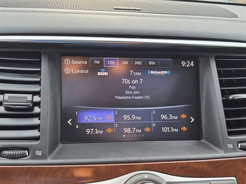 Used 2018 INFINITI QX80 2WD w/ Driver Assistance Package image 16