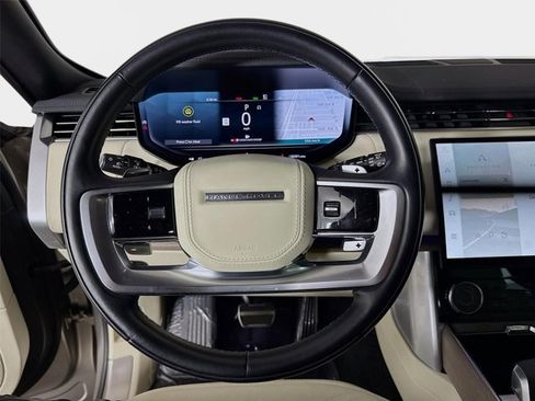 Certified 2023 Land Rover Range Rover Long Wheelbase SE AWD/4WD image 11