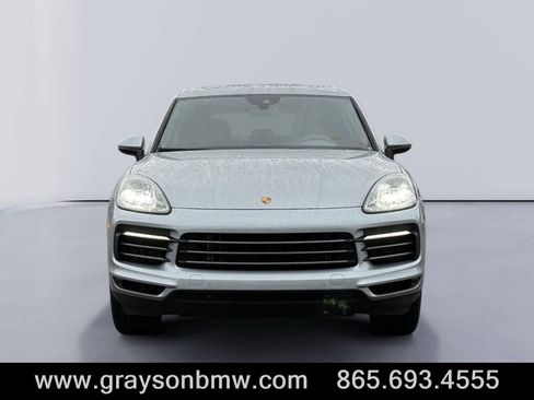 Used 2022 Porsche Cayenne image 8