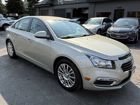 Used 2016 Chevrolet Cruze Eco image 7