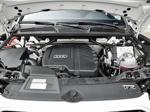 Certified 2024 Audi Q5 2.0T Premium w/ Convenience Package image 29