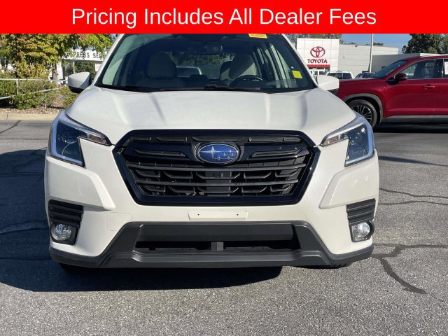 Used 2023 Subaru Forester Premium AWD/4WD image 8