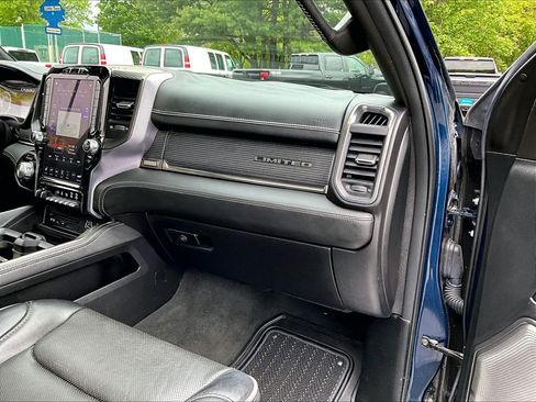 Used 2019 RAM 1500 Limited AWD/4WD image 13