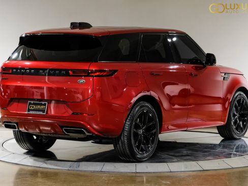 Used 2023 Land Rover Range Rover Sport SE Dynamic image 10