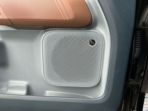 Used 2022 Ford Maverick Lariat w/ Lariat Luxury Package image 27