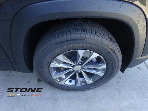 New 2026 Chevrolet Equinox LT FWD image 10