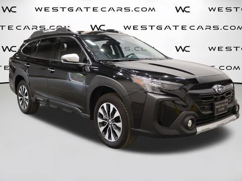 Used 2024 Subaru Outback Touring AWD/4WD image 2