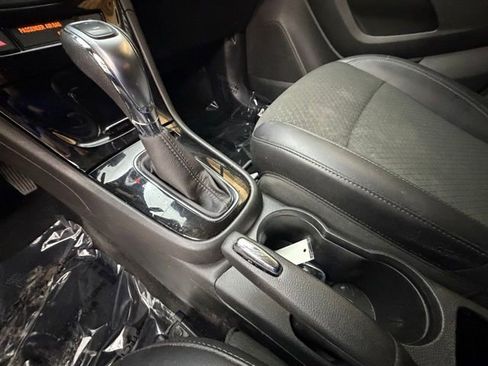 Used 2018 Buick Encore Preferred AWD/4WD image 19