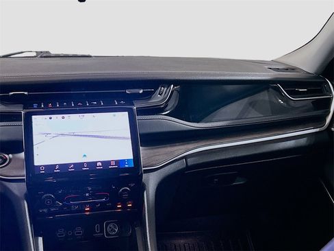 Used 2024 Jeep Grand Cherokee Limited 4xe w/ Trailer Tow Package image 23