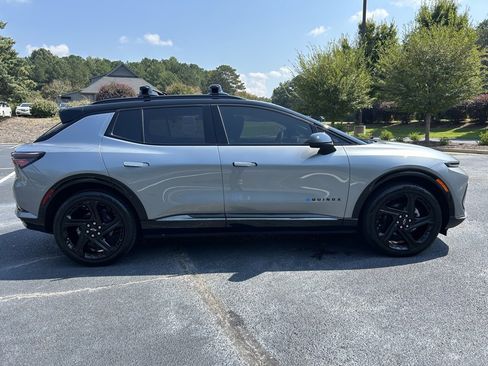 Used 2025 Chevrolet Equinox EV RS image 21