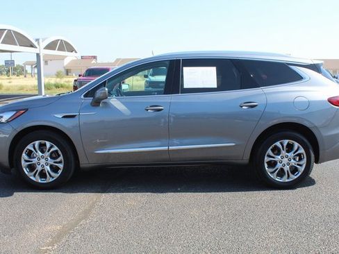 Used 2020 Buick Enclave Avenir w/ Avenir Technology Package image 12