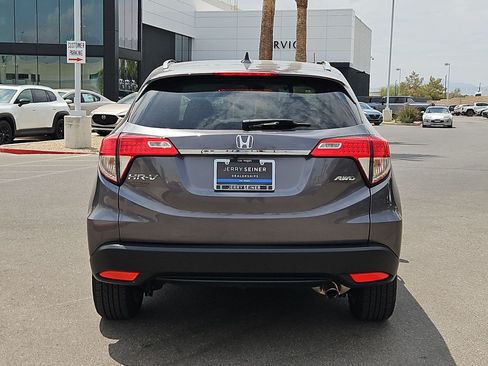 Used 2022 Honda HR-V EX image 4