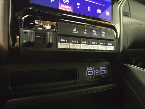 Used 2022 RAM 1500 TRX w/ TRX Level 1 Equipment Group AWD/4WD image 29