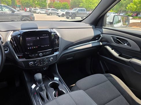 Certified 2023 Chevrolet Traverse LT FWD image 29