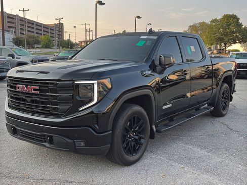 Used 2026 GMC Sierra 1500 Elevation w/ Elevation Premium Package AWD/4WD image 4