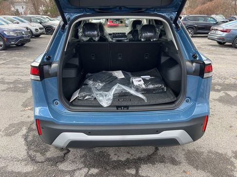 New 2026 Volkswagen Tiguan SE image 11