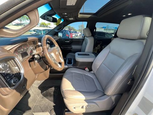 Used 2019 Chevrolet Silverado 1500 LTZ w/ LTZ Premium Package image 18