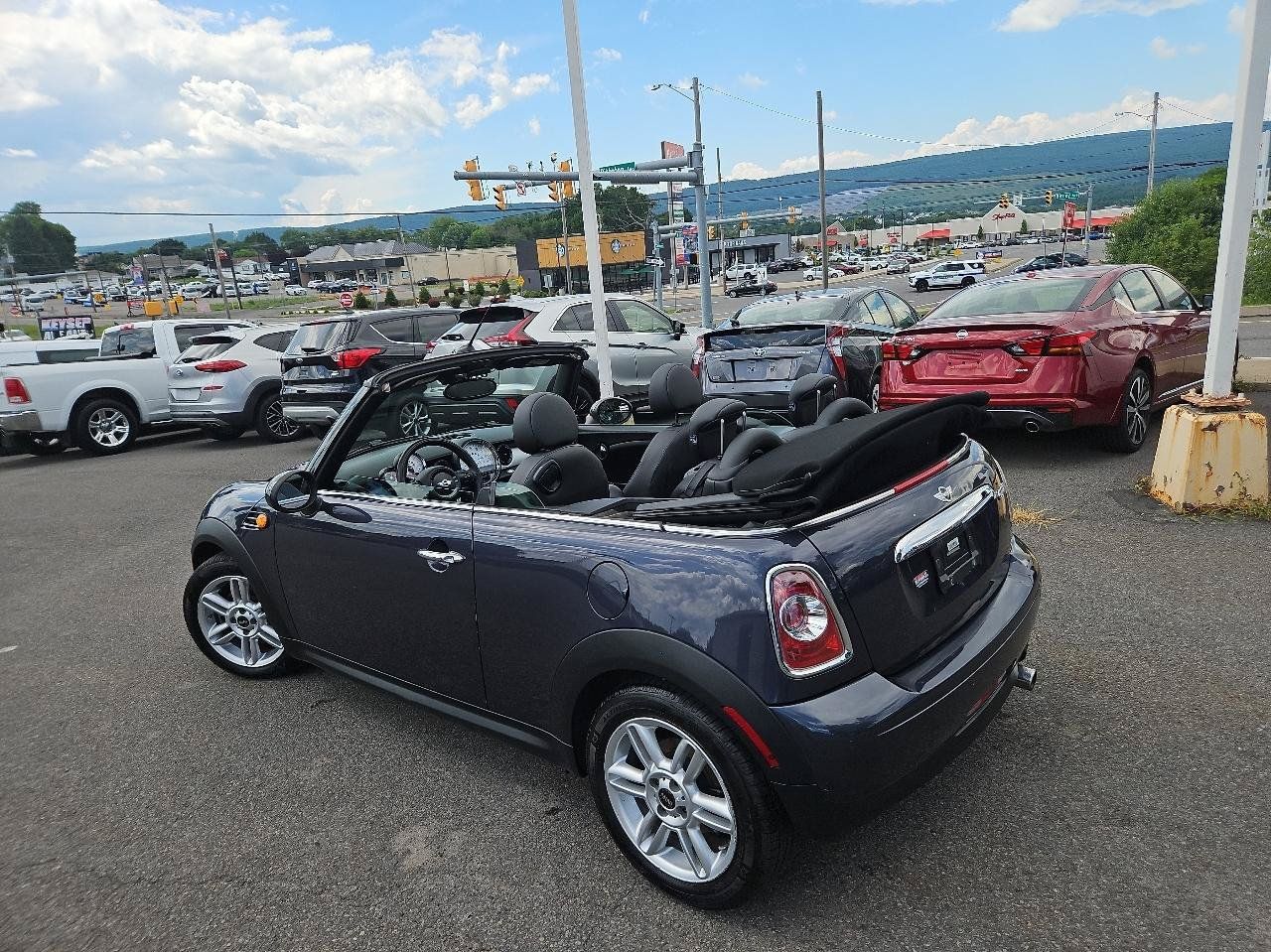 Used 2012 MINI Cooper Convertible FWD image 10