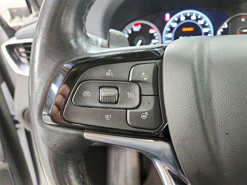 Used 2024 Buick Enclave Premium image 25