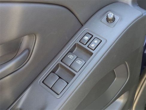 New 2026 Nissan Frontier SV image 12