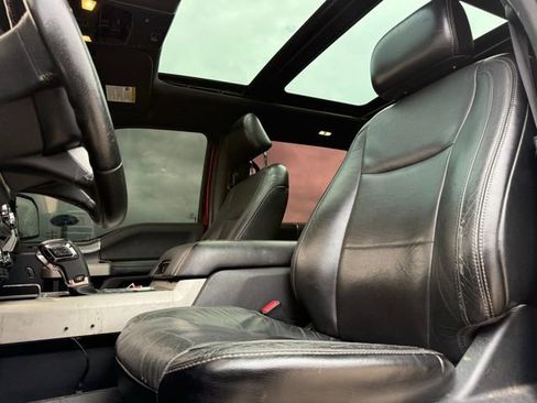 Used 2015 Ford F150 Lariat image 16