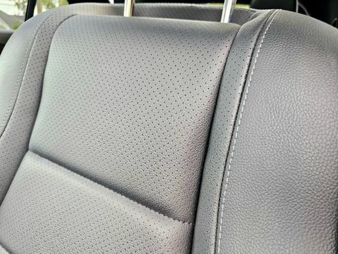 Used 2021 Mercedes-Benz GLE 350 4MATIC image 21