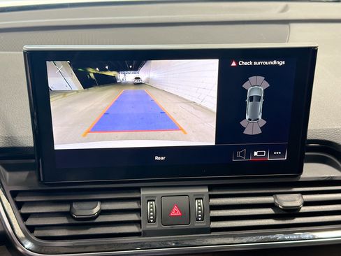 Used 2022 Audi Q5 2.0T Premium w/ Convenience Package image 32