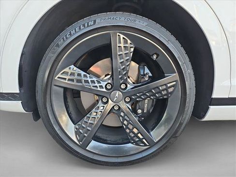 Used 2022 Genesis GV70 3.5T Sport w/ Sport Prestige Package AWD/4WD image 24