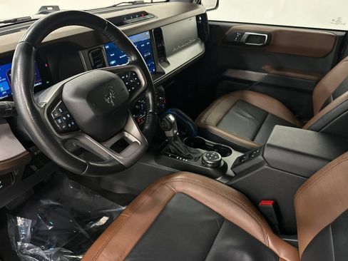 Used 2021 Ford Bronco Outer Banks AWD/4WD image 10