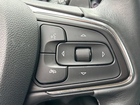 Used 2023 Buick Envision Essence AWD/4WD image 24