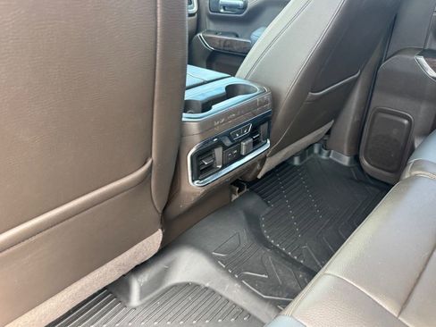 Used 2021 GMC Sierra 1500 Denali w/ Denali Ultimate Package AWD/4WD image 12