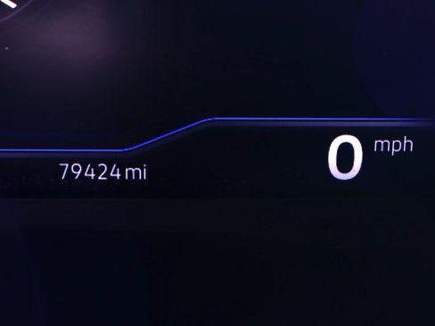 Used 2020 Volkswagen Atlas Cross Sport SEL image 14