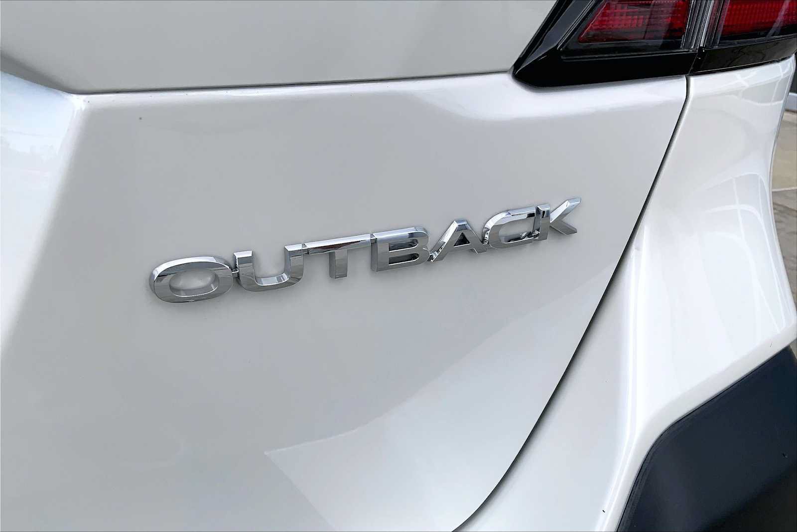 Certified 2024 Subaru Outback AWD/4WD image 9