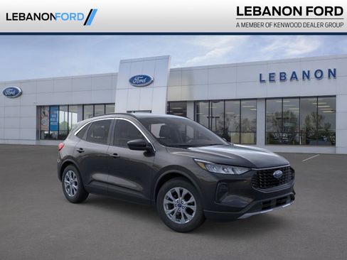 New 2024 Ford Escape Active w/ Tech Pack #2 FWD image 1