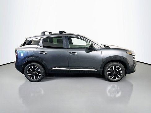 New 2026 Nissan Kicks SV w/ SV Premium Package image 8