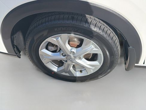 Certified 2025 Honda HR-V LX image 35