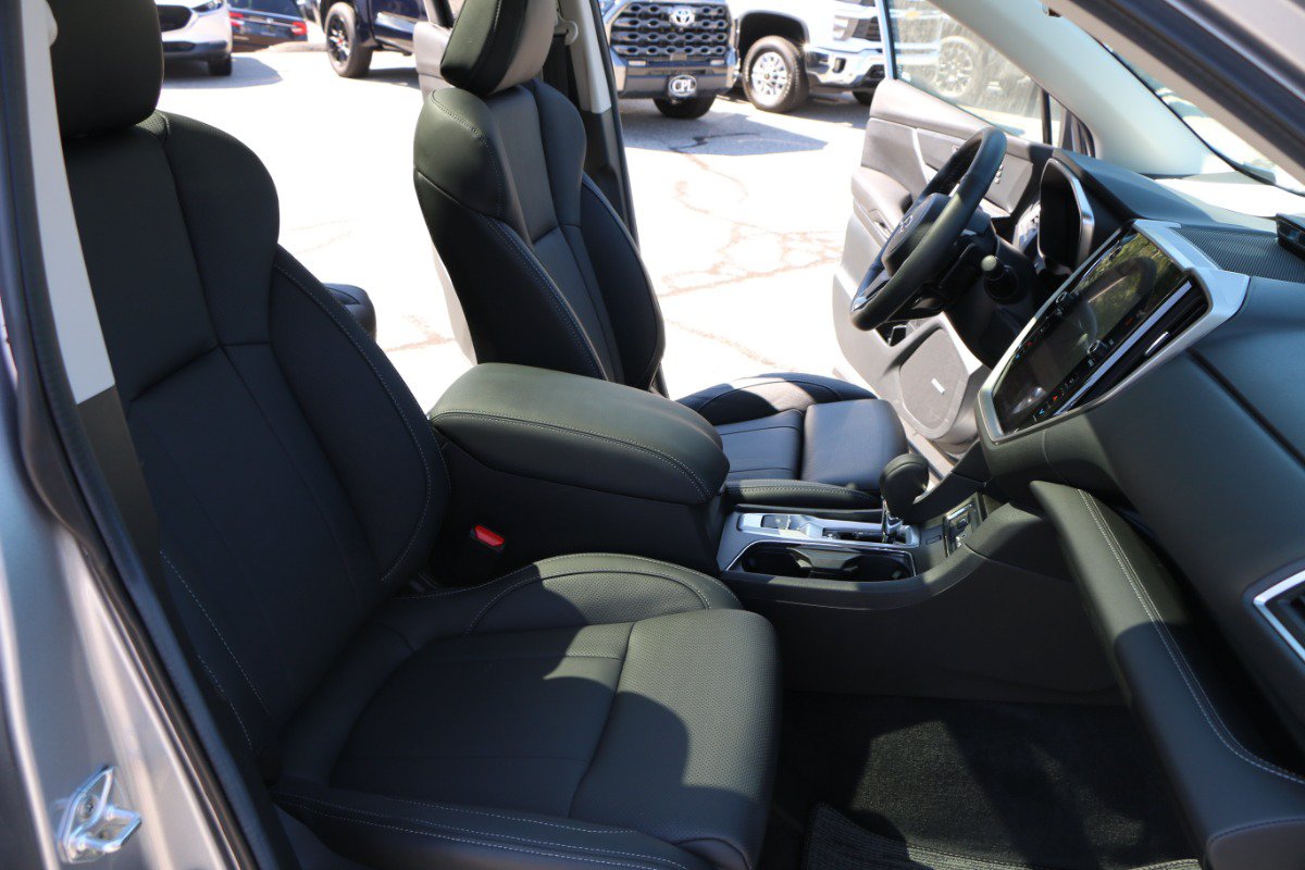 Used 2026 Subaru Ascent Limited AWD/4WD image 31