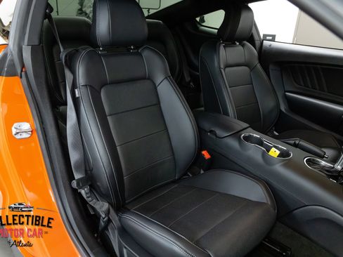 Used 2016 Ford Mustang GT Premium w/ Equipment Group 401A RWD image 94
