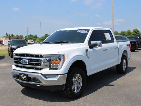 Used 2023 Ford F150 Lariat AWD/4WD image 4