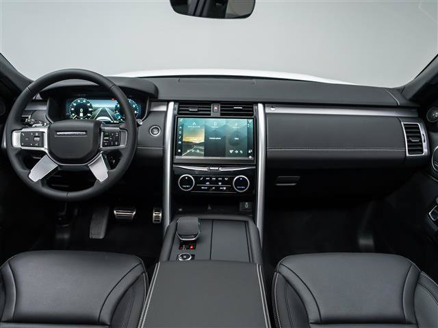 New 2026 Land Rover Discovery Dynamic SE AWD/4WD image 18