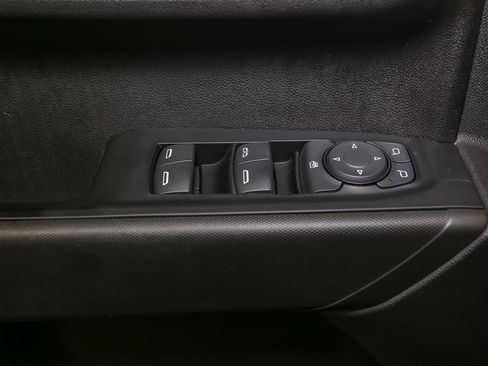 Used 2019 Chevrolet Silverado 1500 Custom Trail Boss w/ Custom Convenience Package image 33