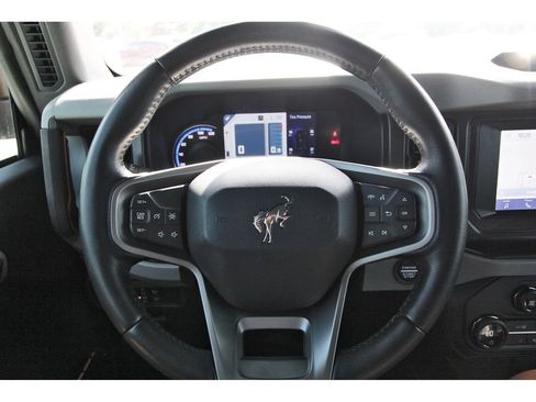 Used 2021 Ford Bronco Badlands AWD/4WD image 10