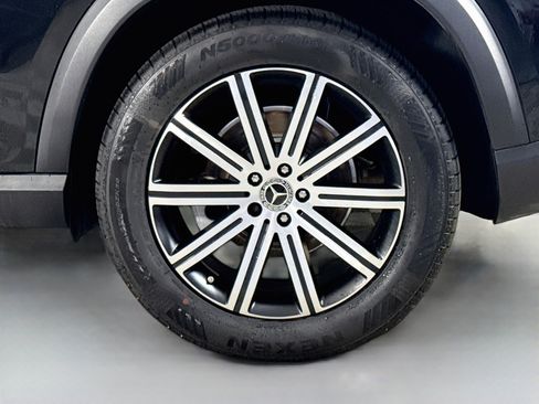 Used 2025 Mercedes-Benz GLE 350 4MATIC image 37