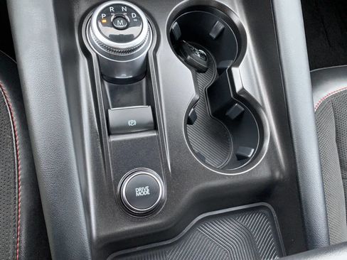 Used 2025 Ford Explorer ST image 18