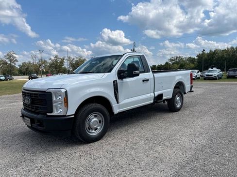 New 2025 Ford F250 XL w/ XL Driver Assist Package image 4
