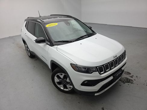 Used 2022 Jeep Compass Limited AWD/4WD image 2